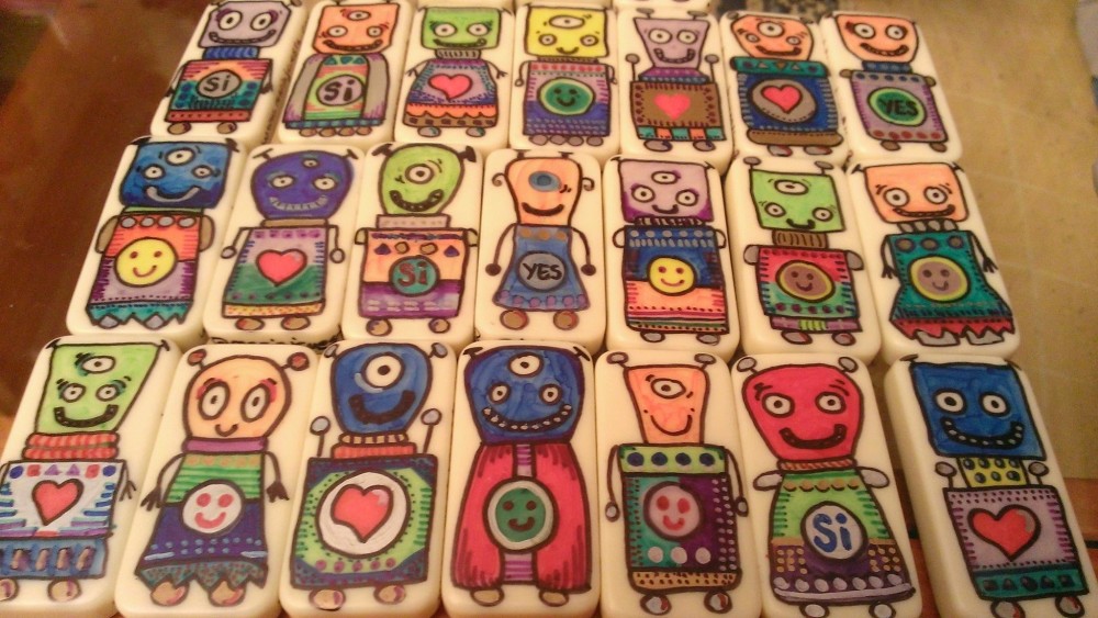 Botjoy Spanish Bots MariaJCuesta Robot Courage Joy Hope Strength Luck