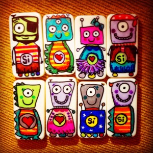 Botjoy MariaJCuesta Robot Courage Joy Hope Strength Luck